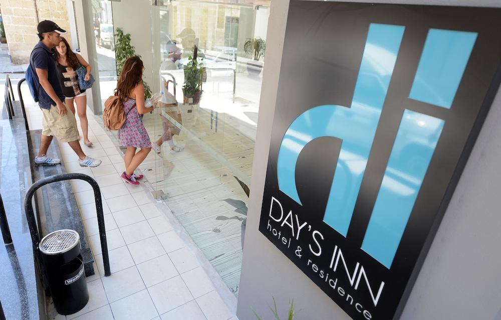 Day'S Inn Hotel And Residence سليمة المظهر الخارجي الصورة