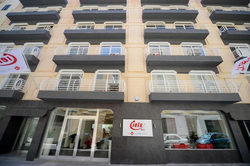 Day'S Inn Hotel And Residence سليمة المظهر الخارجي الصورة