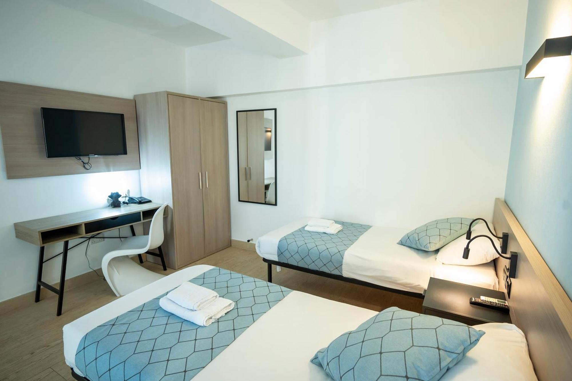 Day'S Inn Hotel And Residence سليمة المظهر الخارجي الصورة