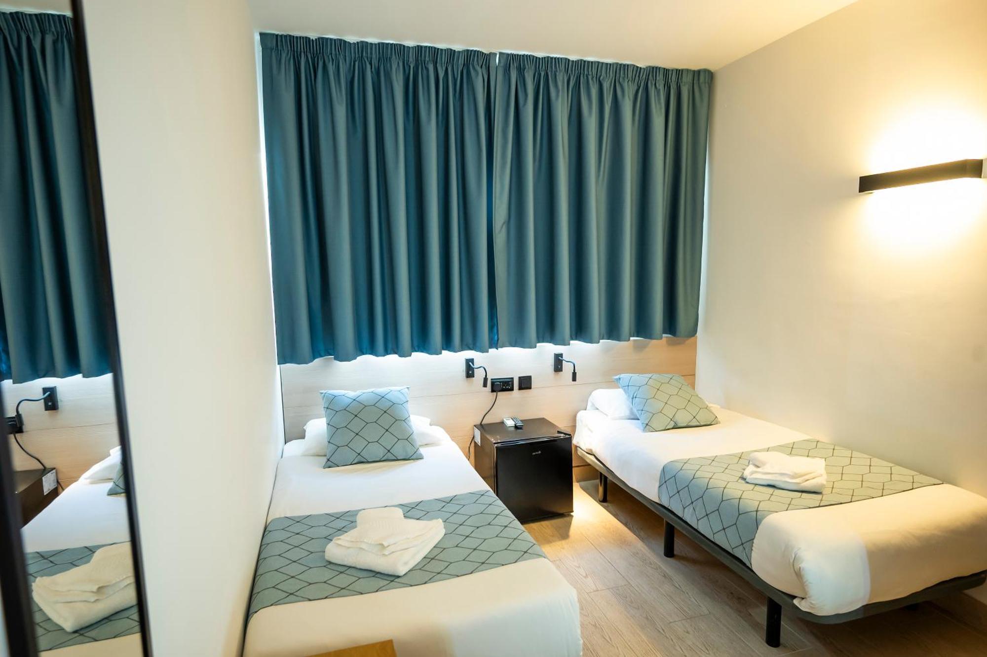 Day'S Inn Hotel And Residence سليمة المظهر الخارجي الصورة