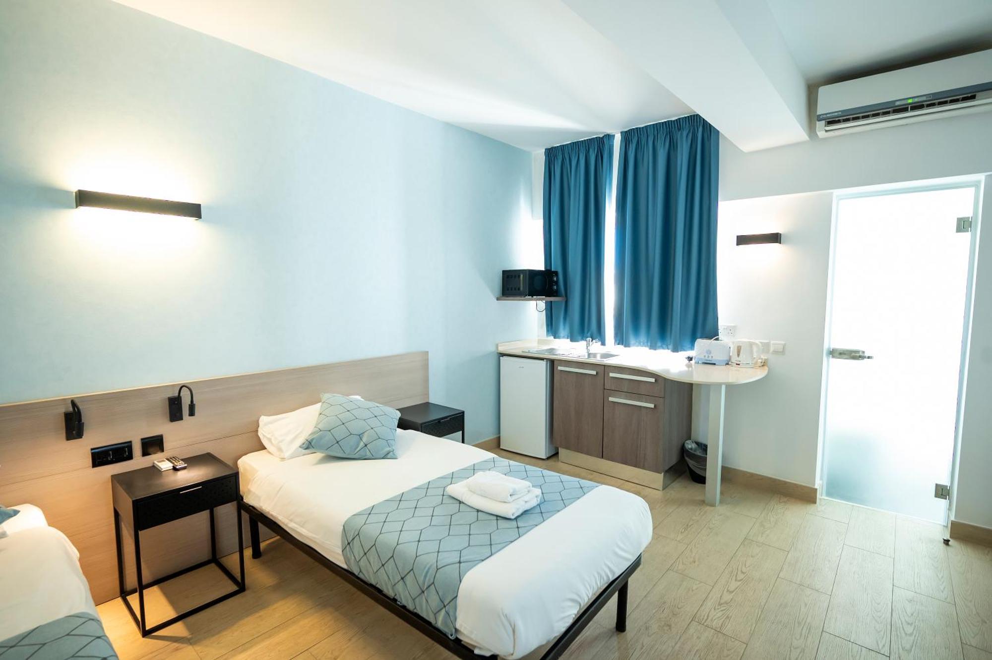 Day'S Inn Hotel And Residence سليمة المظهر الخارجي الصورة